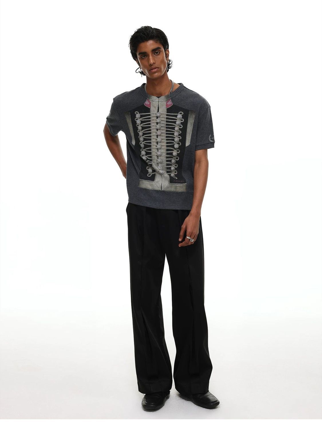 เสื้อยืดแขนสั้นทรงครอปพิมพ์ลาย - Vintage Fashion Tiktok บทวิจารณ์และราคา