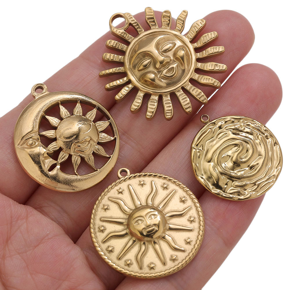 จี้ทอง PVD 5 ชิ้น สแตนเลสสตีล  - Vintage Fashion Theme บทวิจารณ์และราคา