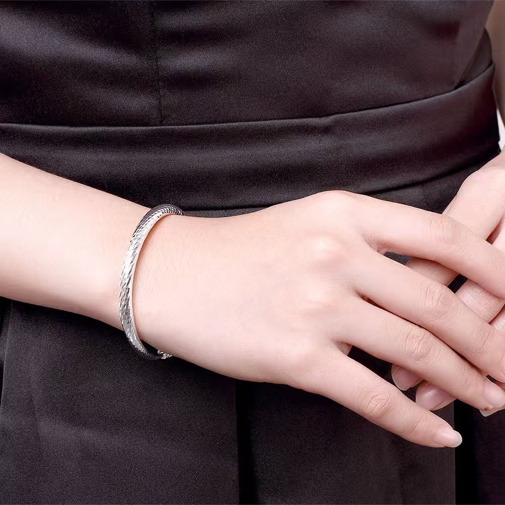 กำไลข้อมือเงินแท้ 925 ดีไซน์ให - Vintage Fashion Center บทวิจารณ์และราคา