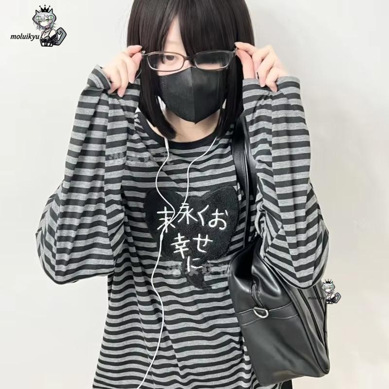 เสื้อยืดแขนยาวคอกลมสไตล์อเมริก - Vintage Fashion Y2K บทวิจารณ์และราคา