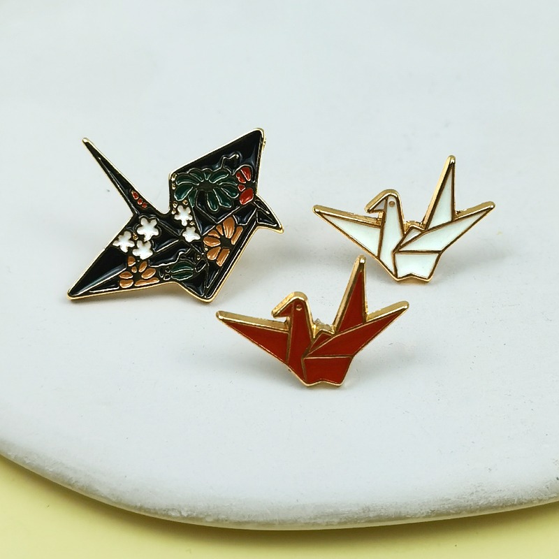 เข็มกลัดโลหะรูปนกกระเรียนโอริก - Vintage Fashion Meaning บทวิจารณ์และราคา