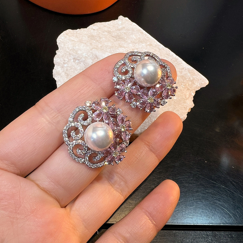 ต่างหูแบบวินเทจลายดอกไม้โปร่ง  - Vintage Fashion Center บทวิจารณ์และราคา